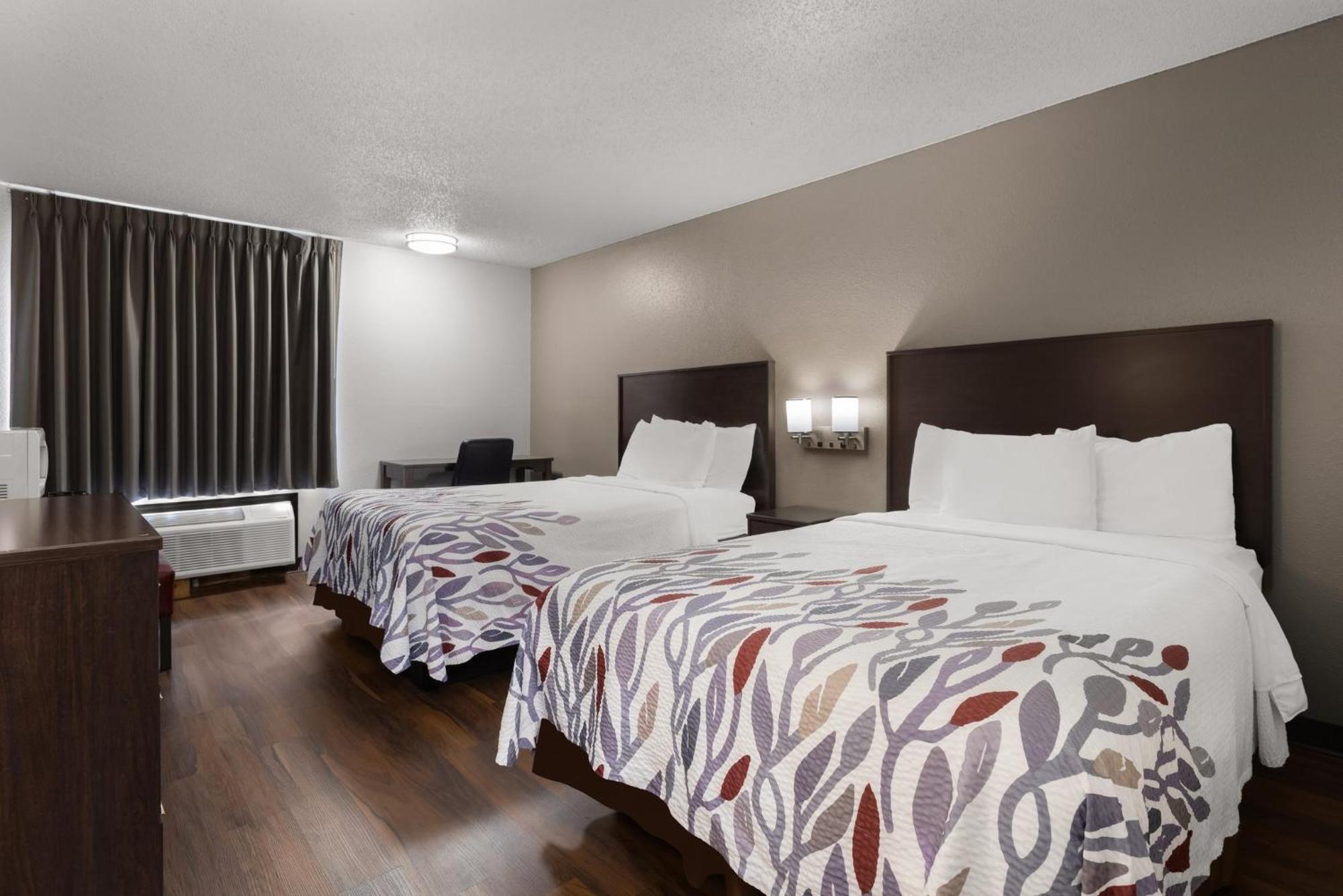 Red Roof Inn & Suites Savannah Airport Pooler Esterno foto