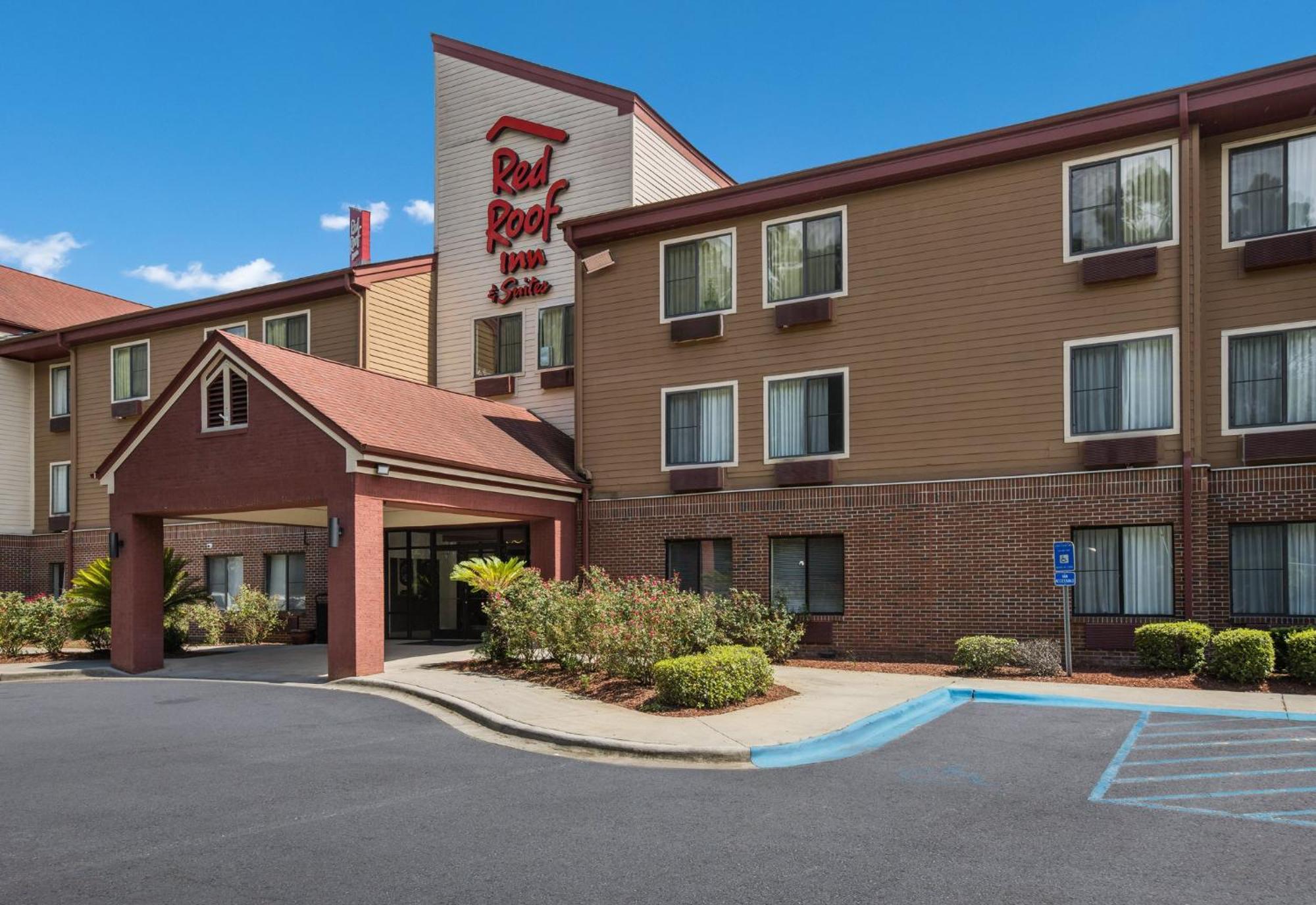 Red Roof Inn & Suites Savannah Airport Pooler Esterno foto