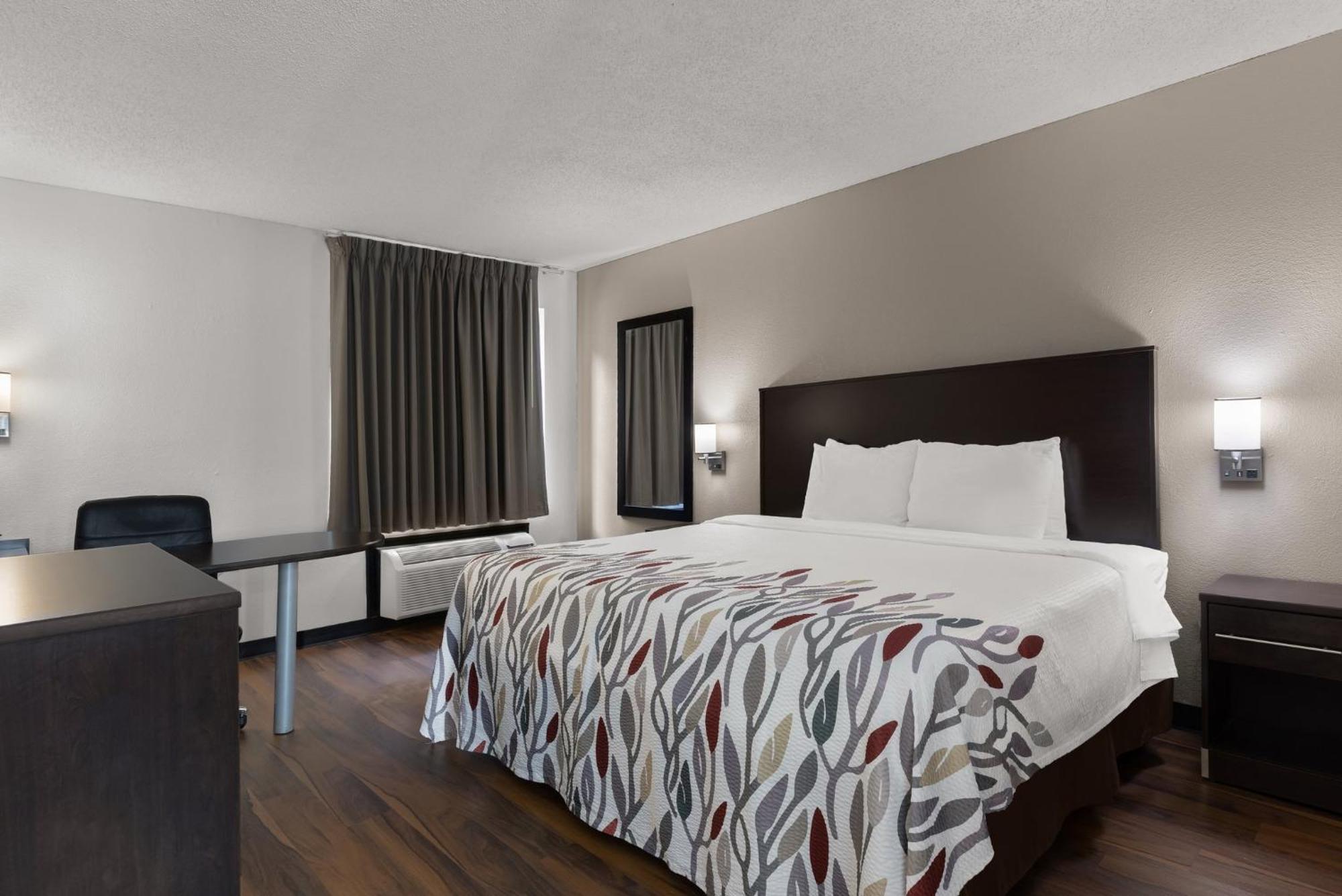 Red Roof Inn & Suites Savannah Airport Pooler Esterno foto