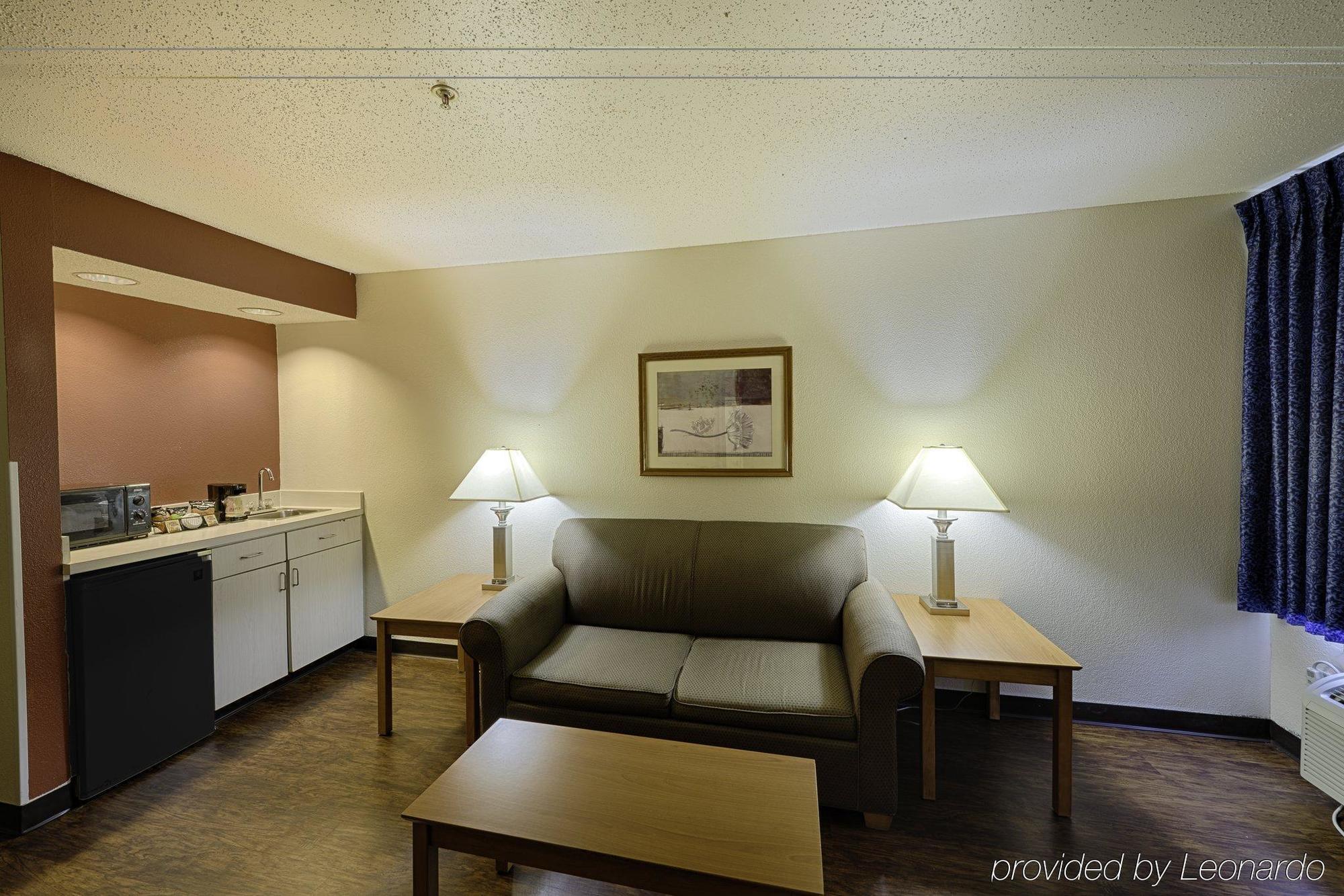 Red Roof Inn & Suites Savannah Airport Pooler Esterno foto