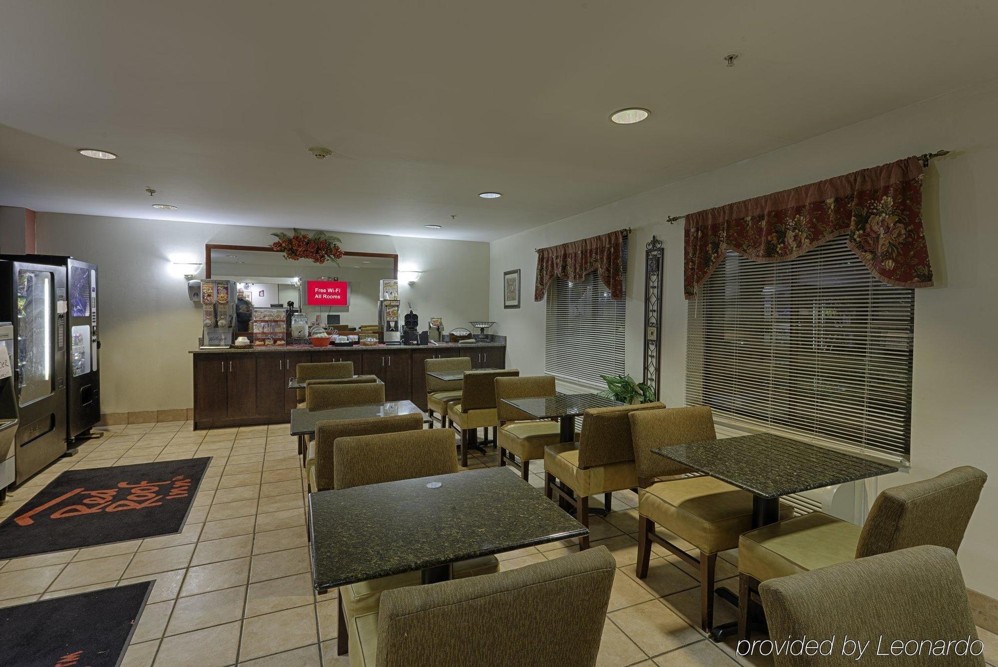 Red Roof Inn & Suites Savannah Airport Pooler Esterno foto