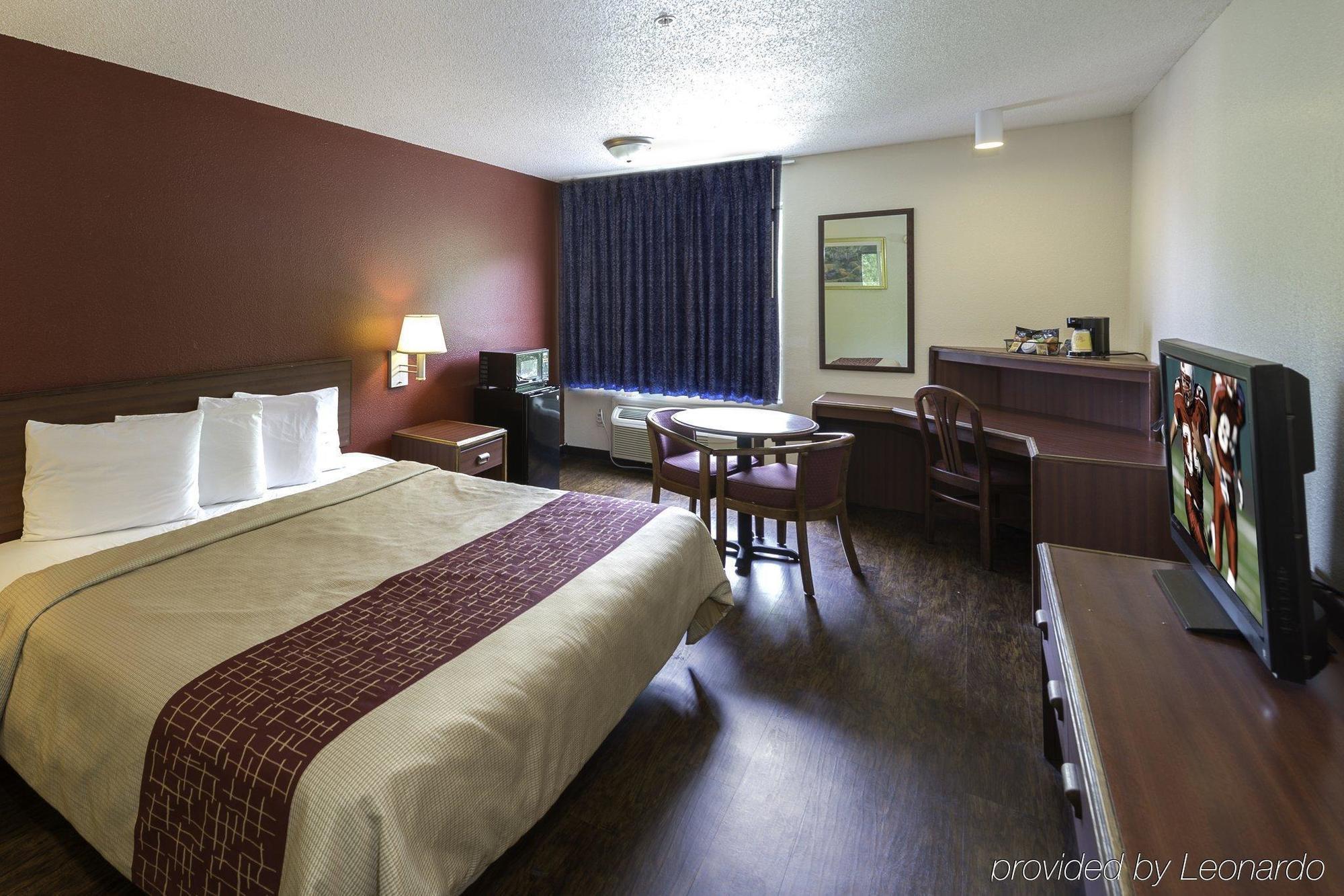 Red Roof Inn & Suites Savannah Airport Pooler Esterno foto