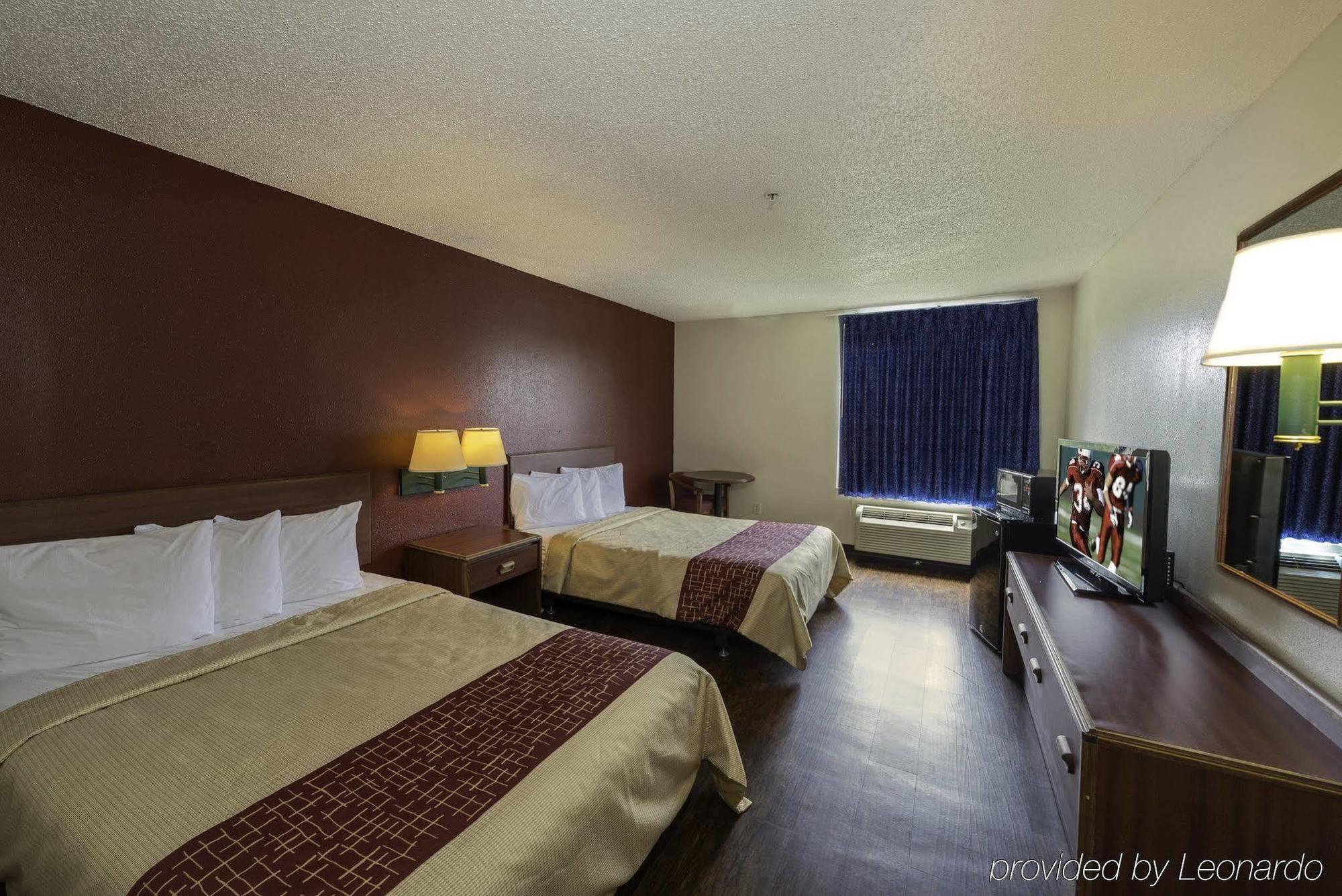 Red Roof Inn & Suites Savannah Airport Pooler Esterno foto